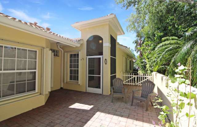 Vista Del Lago Way, 251