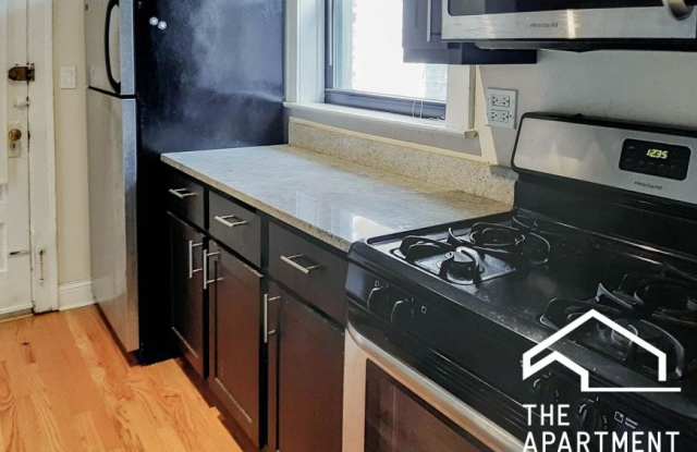 Photo of 4719 North Leavitt St.
