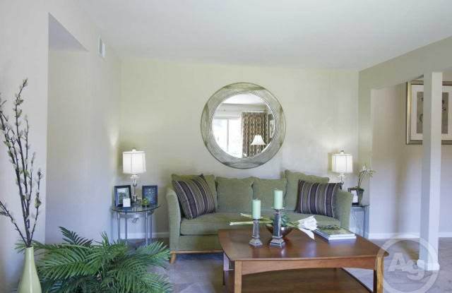 8542 Foxborough Dr Unit D31