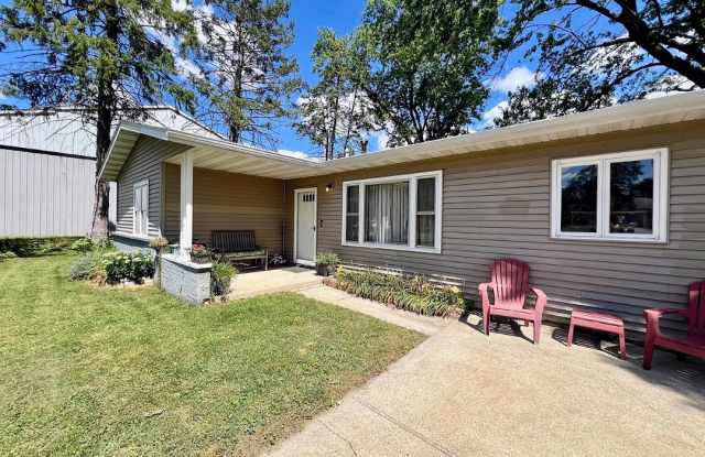 806 South Walnut Street