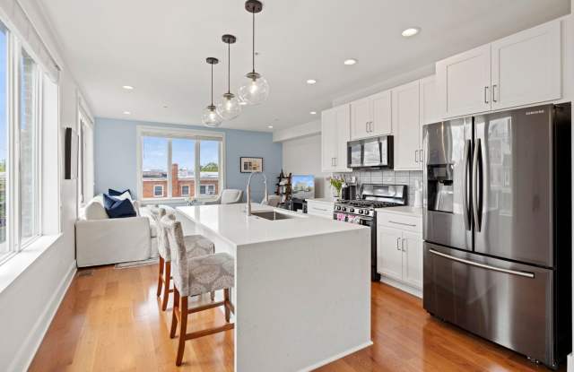 Totally Awesome in Trinidad! 3 bed + 2.5 BA on 2 levels