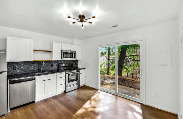 2768 Gatewood Circle