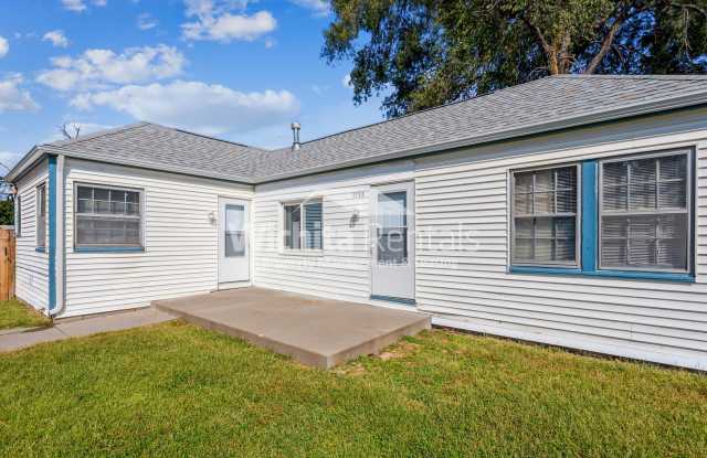 2 bedroom 1 Bath home