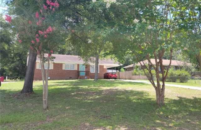 2405 Willis Court