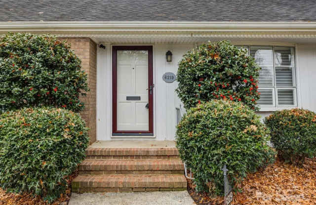 6219 Colchester Place