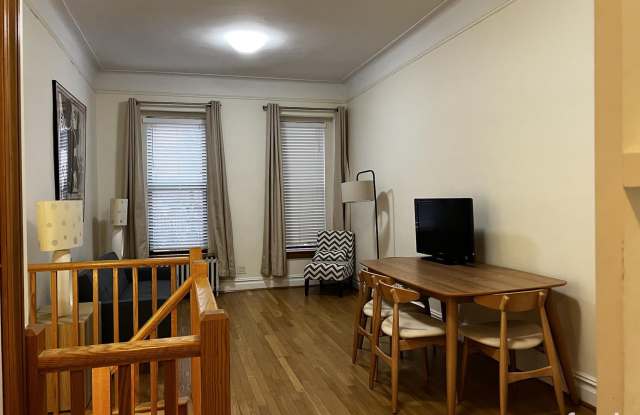 8 West 105th Street