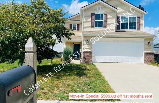 Photo of Move-in Special for this 3 BR, 2.5BA home located at 1893 Creekstone Dr., Columbus, IN