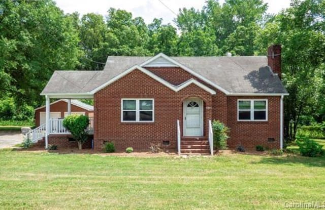 5805 Tuckaseegee Road - 5805 Tuckaseegee Road, Charlotte, NC 28208