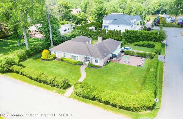 18 Lady Bess Drive
