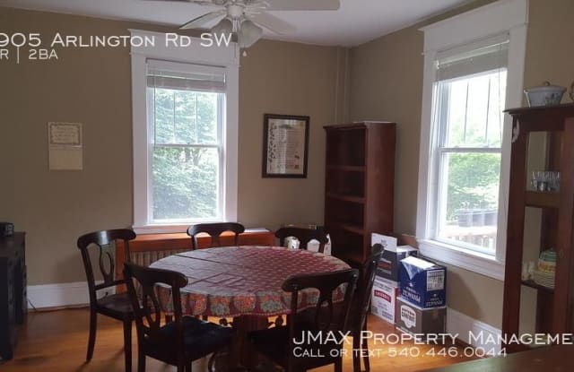 1905 Arlington Rd SW - 1905 Arlington Road Southwest, Roanoke, VA 24015