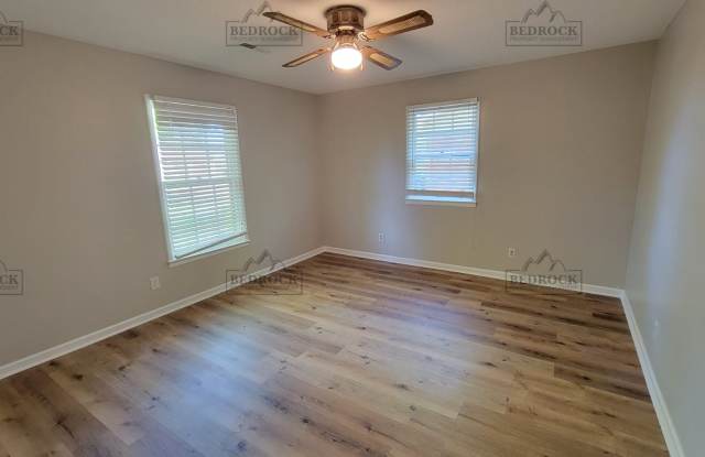 1218 Byron Avenue Southwest