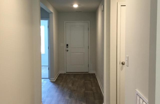 601 Draymore Drive NE