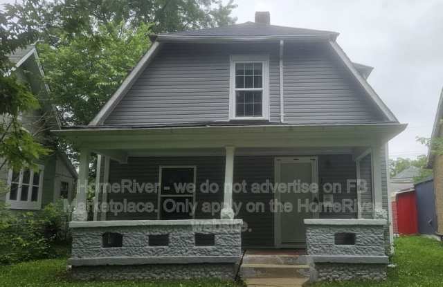 121 N Gladstone Ave