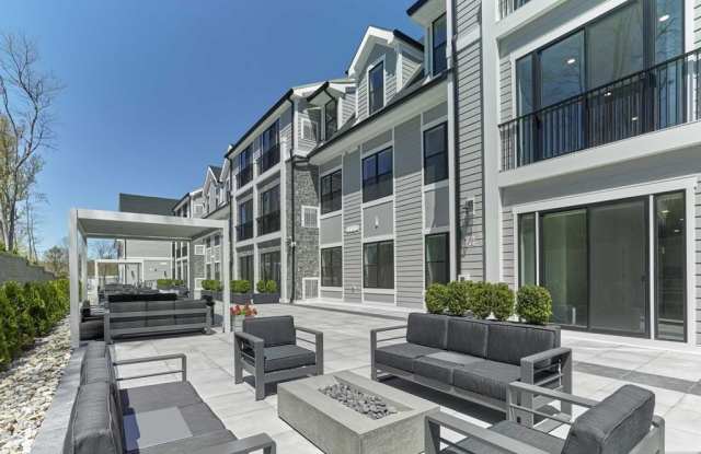 8 Tice Road 317