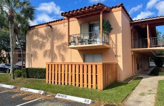 7241 Miami Lakes Dr