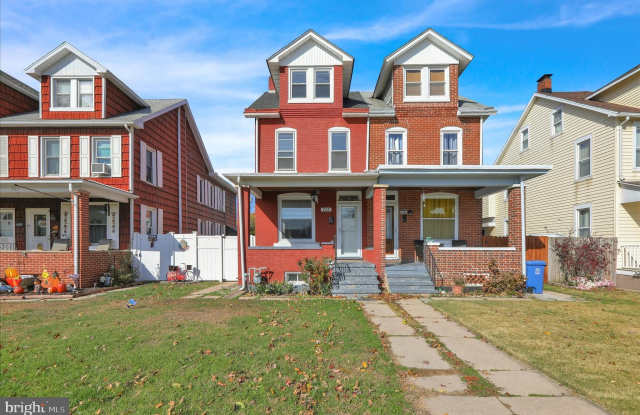 Photo of 715 MOUNT LAUREL Avenue