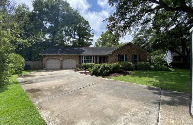 1125 Clapper Court