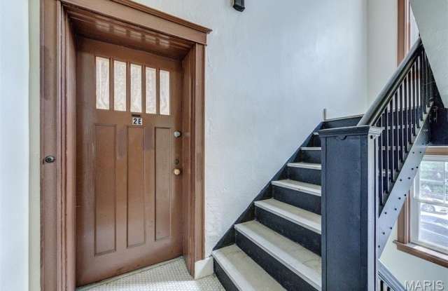 6331 Southwood Avenue