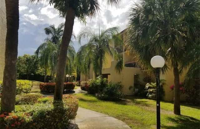 733 SE 1st Way