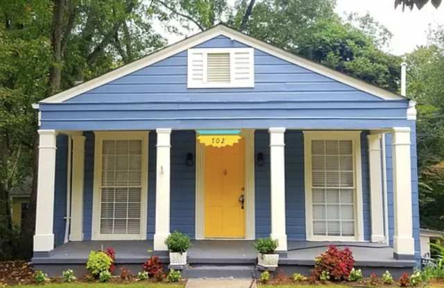 702 Hansell Street Southeast