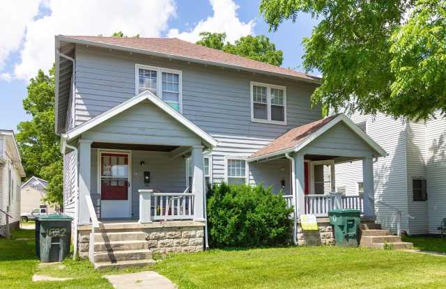 PRELEASING for AUGUST! Close to Campus: In-Unit Washer and Dryer