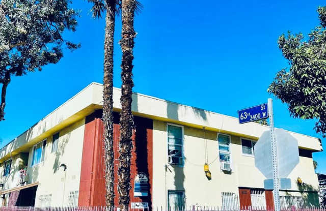 Photo of 6223 S. Victoria