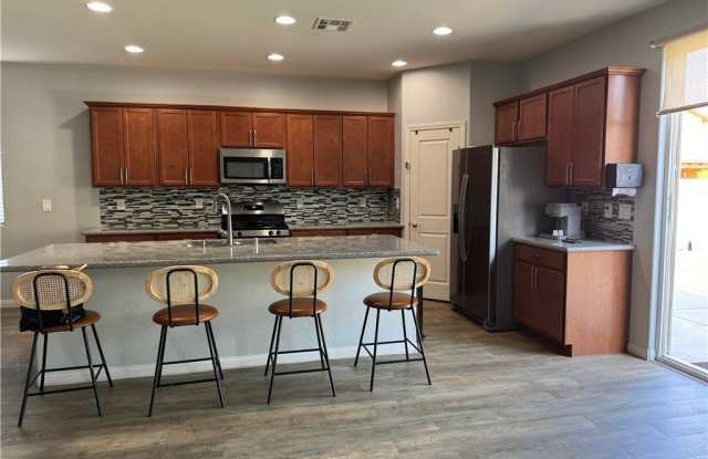 6762 Painted Morning Avenue