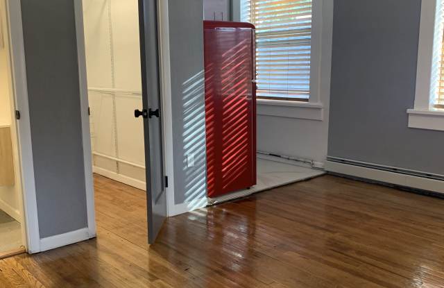 1750 North Pearl Street