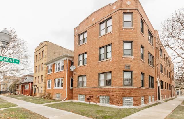 2724 W Rosemont Avenue - 2724 West Rosemont Avenue, Chicago, IL 60659