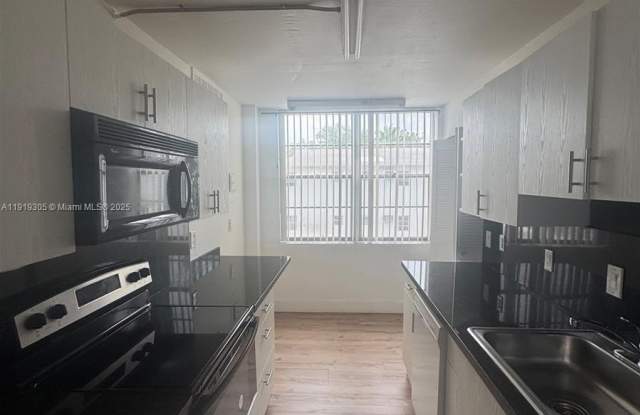 Photo of 12105 NE 6th Ave