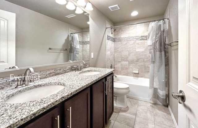 2525 Half Chaps Court