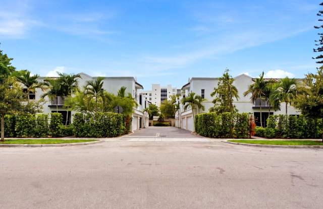 432 SE 16TH Street
