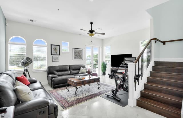 62 Via Floresta Dr - 62 Via Floresta Drive, Boca Raton, FL 33487