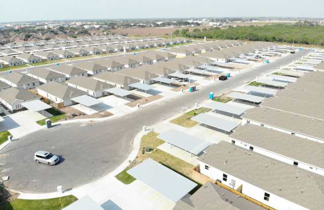 Photo of 1812 Redbud Lane Unit 1