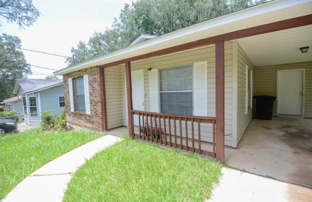 528 W 8th - 528 West 8th Avenue, Tallahassee, FL 32303