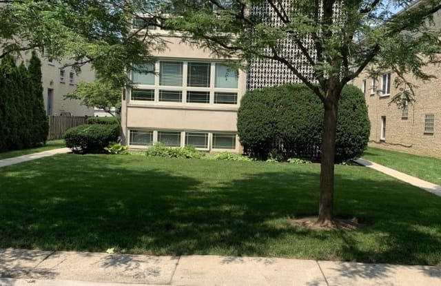 3350 West Columbia Avenue - 3350 West Columbia Avenue, Lincolnwood, IL 60712