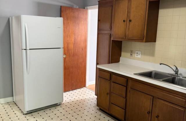 1212 PAYNE Street unit: #A-Upper Unit