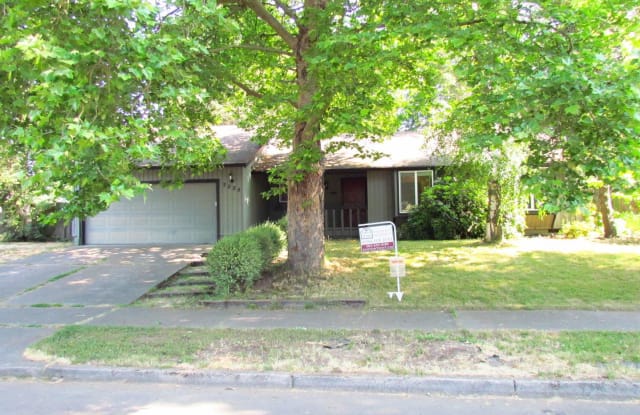 2255 SE Meadowlark Drive - 2255 Southeast Meadow Lark Drive, Hillsboro, OR 97123