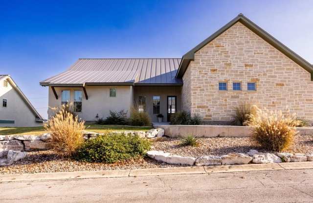 Photo of 3200-22 Pinnacle Club Dr