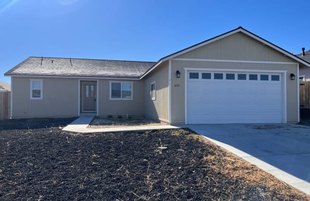 4571 Rutledge Street - 4571 Rutledge Street, Fernley, NV 89408