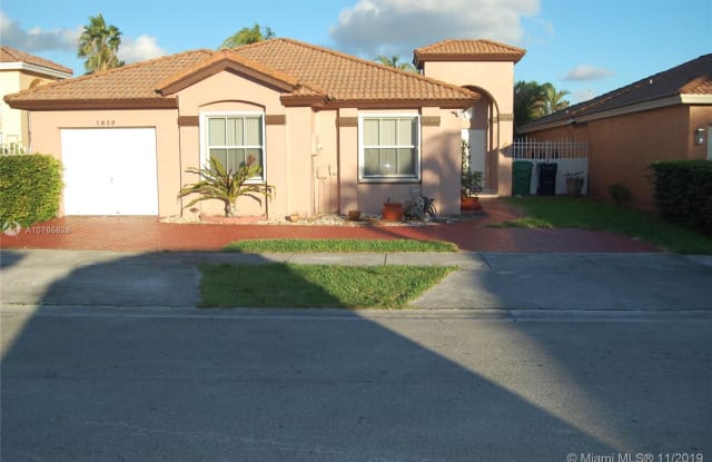 1039 NW 130th Ave - 1039 Northwest 10th Terrace, Tamiami, FL 33182