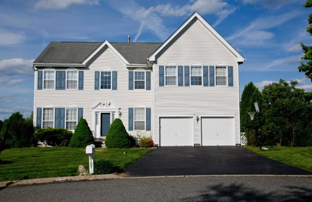 205 FOUR IN HAND COURT - 205 Four in Hand Court, Chester County, PA 19382