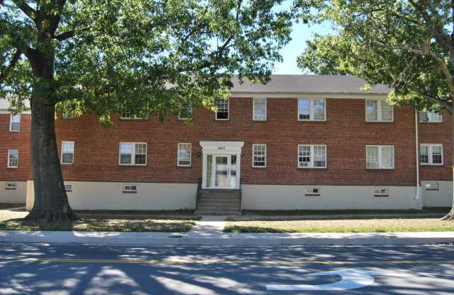 Edgewood - The Grove - 3 Bedroom 1 Bath