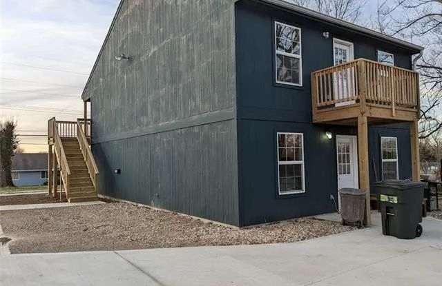 511 North Main Street - A