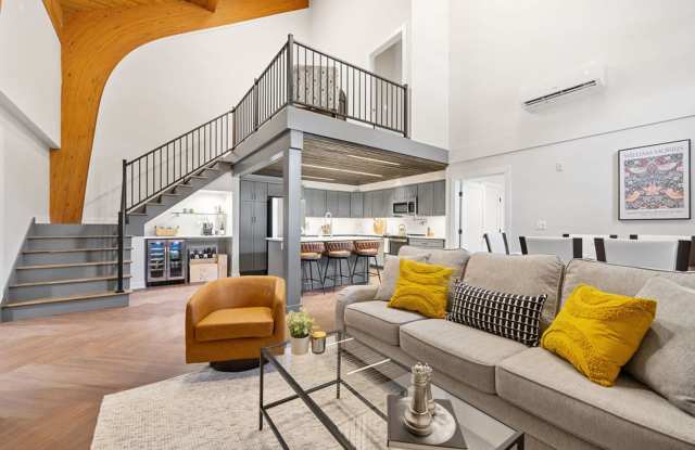 4600 Enders Road LLC