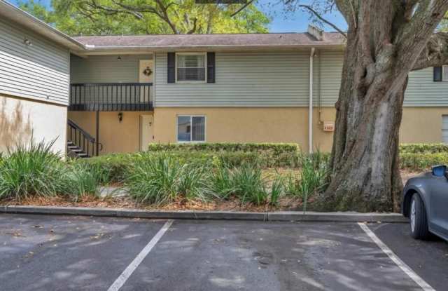 231 THORN TREE PLACE