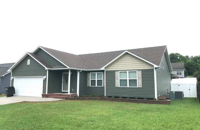 90 Mckinley St - 90 Mckinley Street, Cookeville, TN 38506