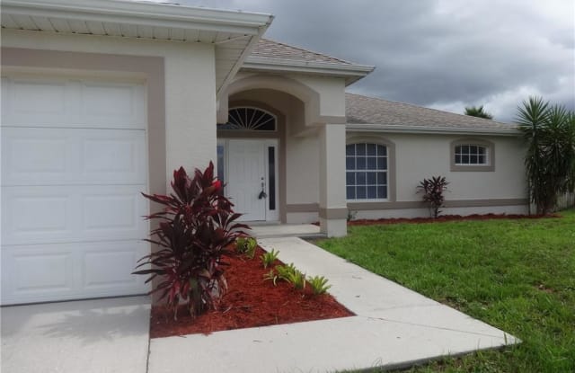 2032 NW 7th ST - 2032 Northwest 7th Street, Cape Coral, FL 33993