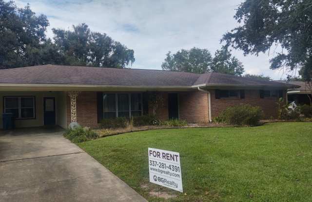 Photo of Beautiful 4 bed 2.5 Bath in Tanglewood Subdivision