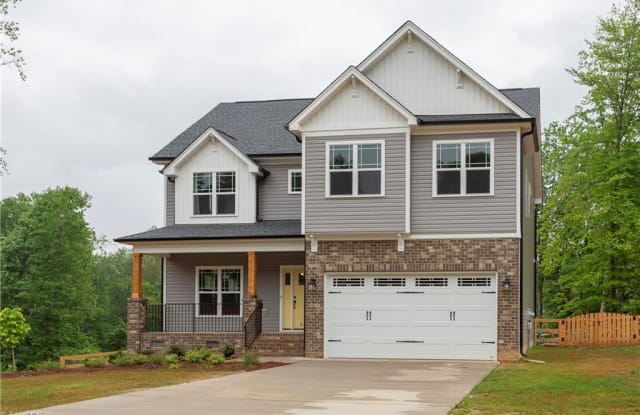 5605 Ashview Court - 5605 Ashview Ct, Summerfield, NC 27358